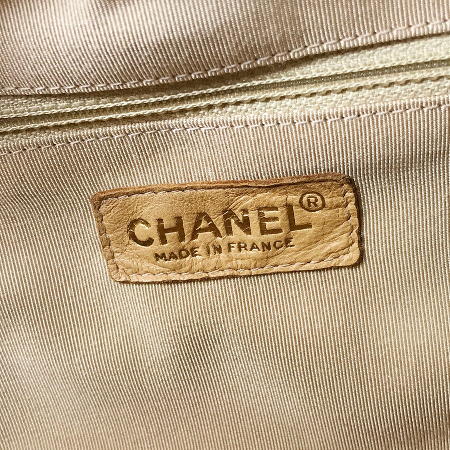 シャネル ショルダーバッグ