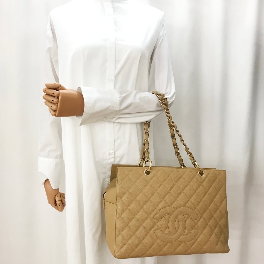 シャネル ショルダーバッグ