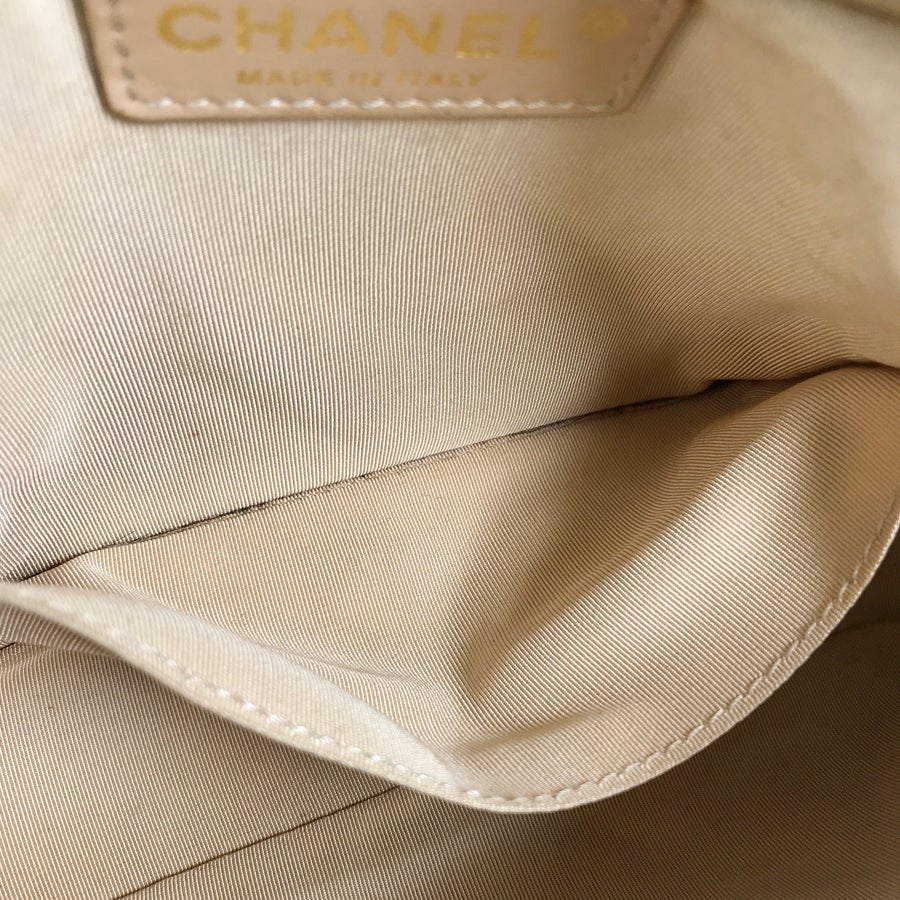 シャネル ショルダーバッグ