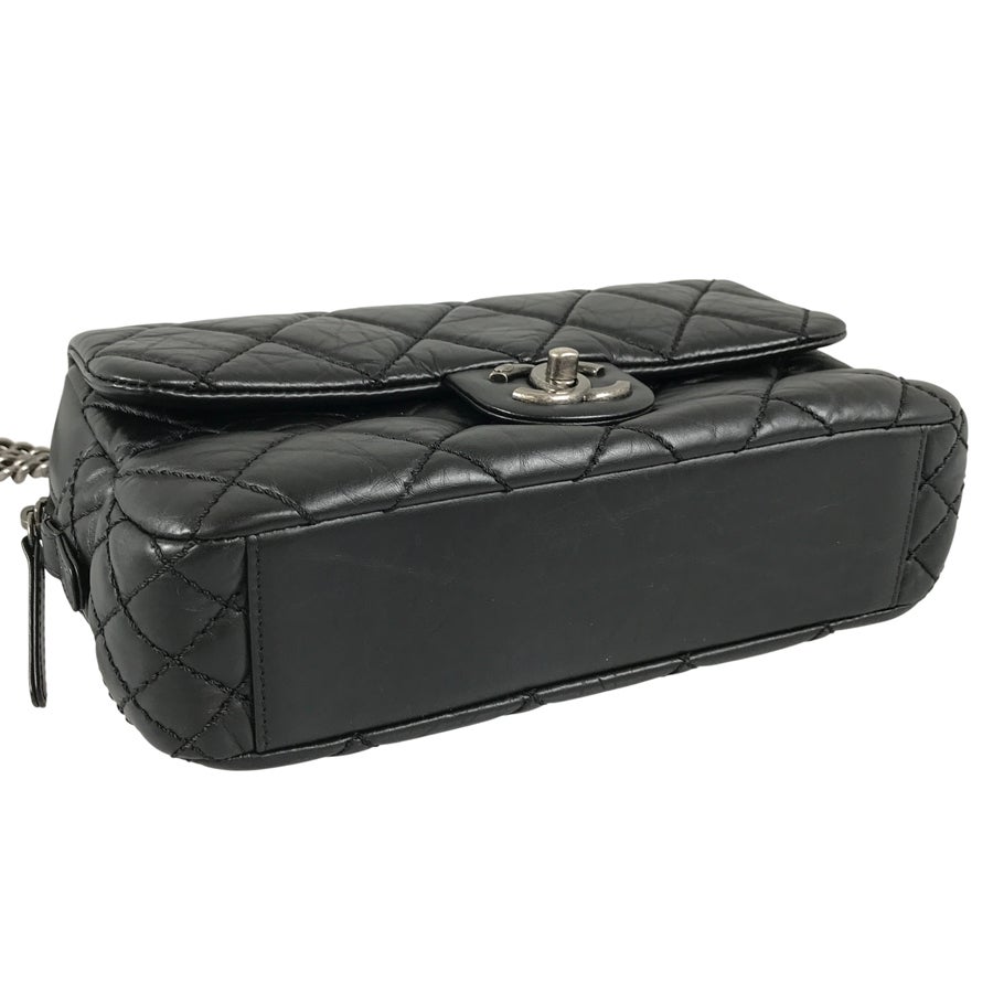 シャネル ショルダーバッグ