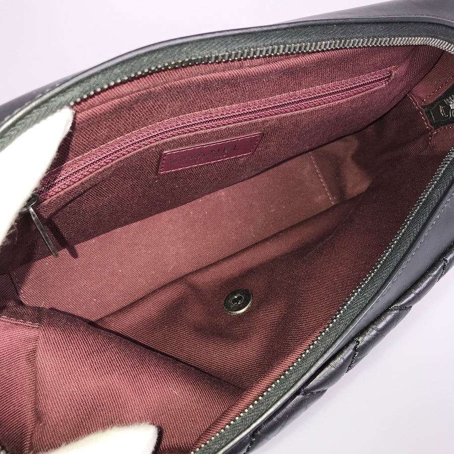 シャネル ショルダーバッグ