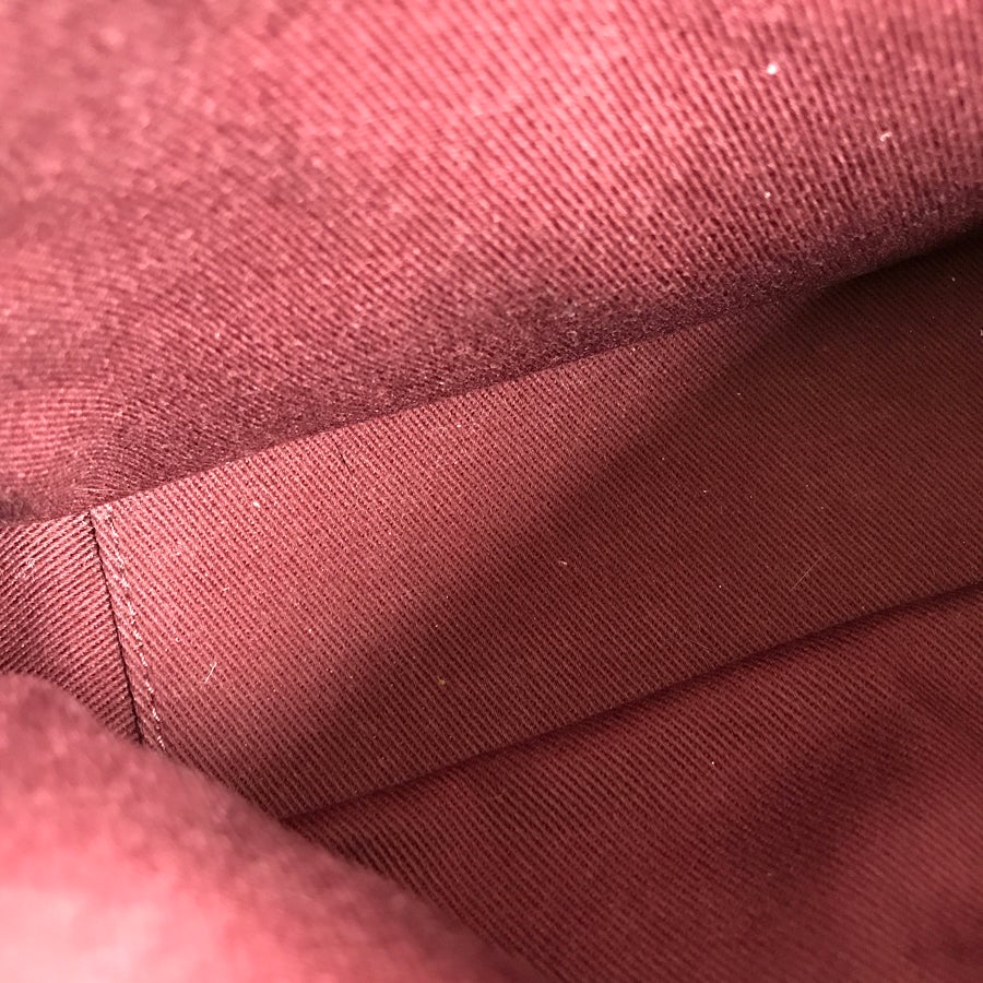 シャネル ショルダーバッグ