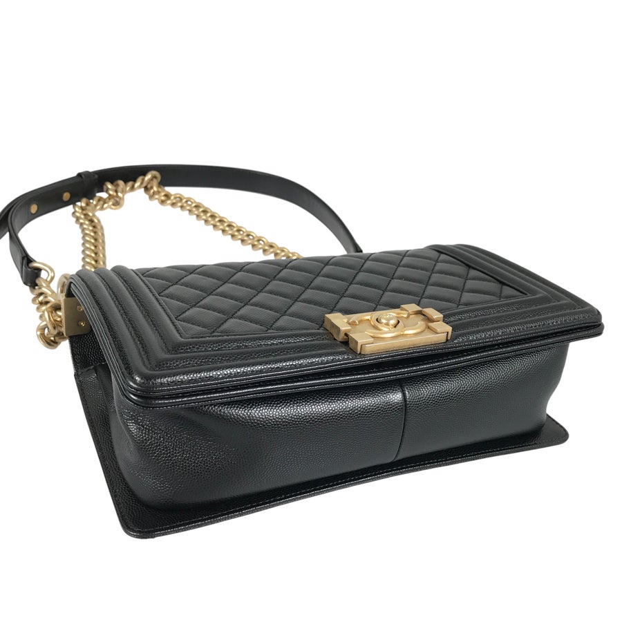 シャネル ショルダーバッグ