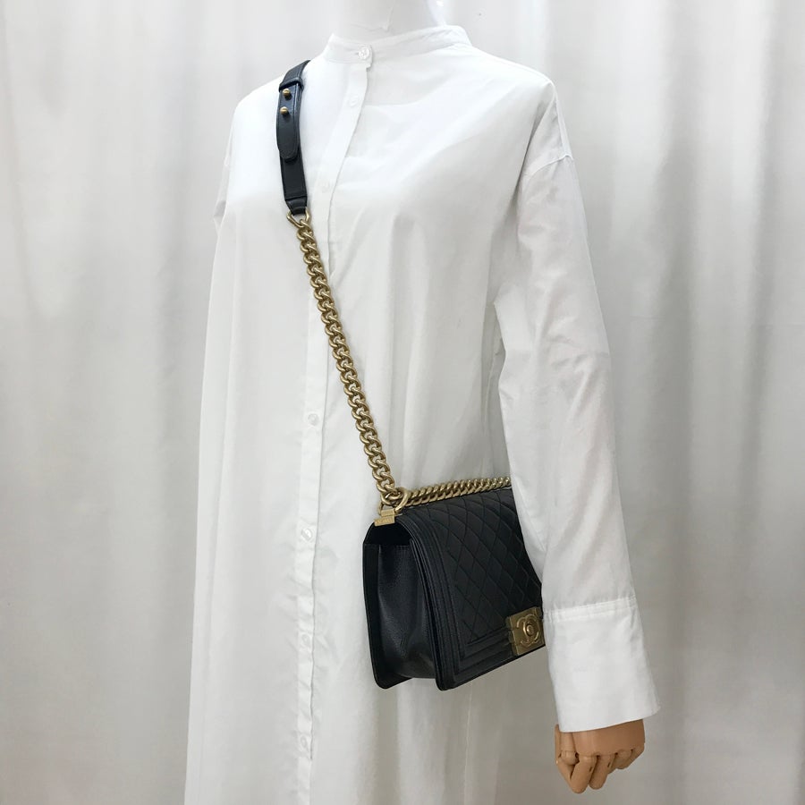 シャネル ショルダーバッグ