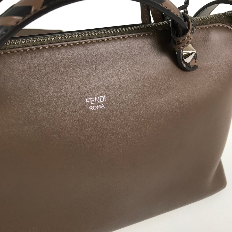 フェンディ ハンドバッグ