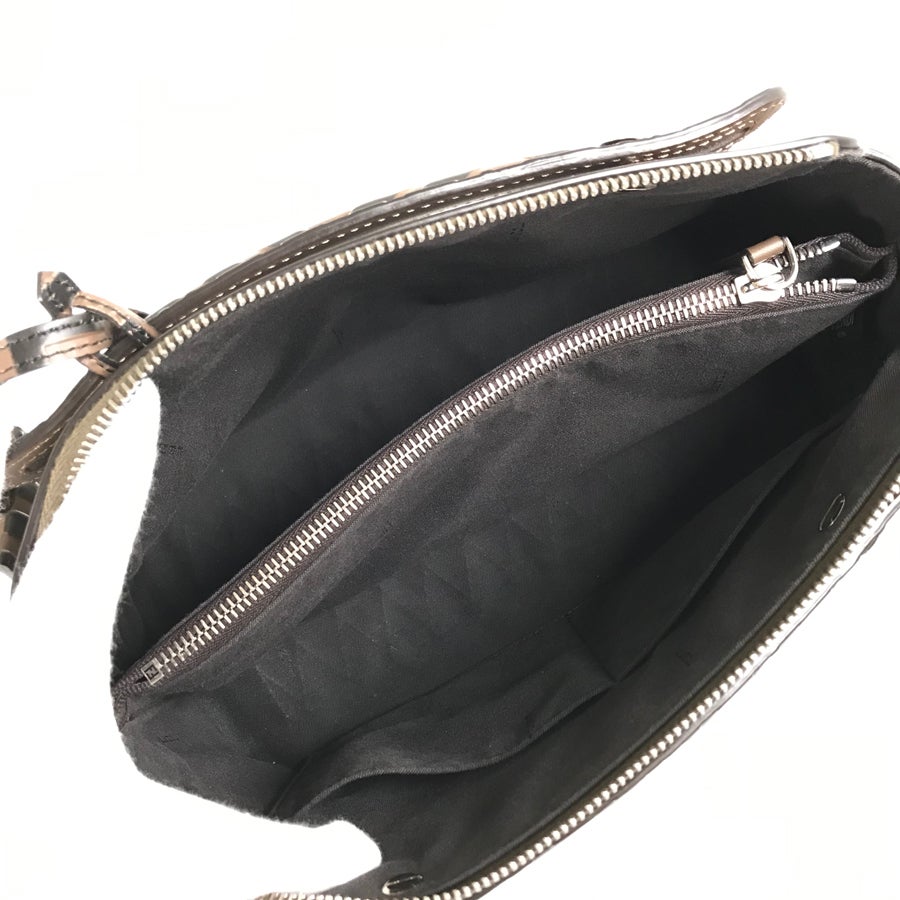 フェンディ ハンドバッグ