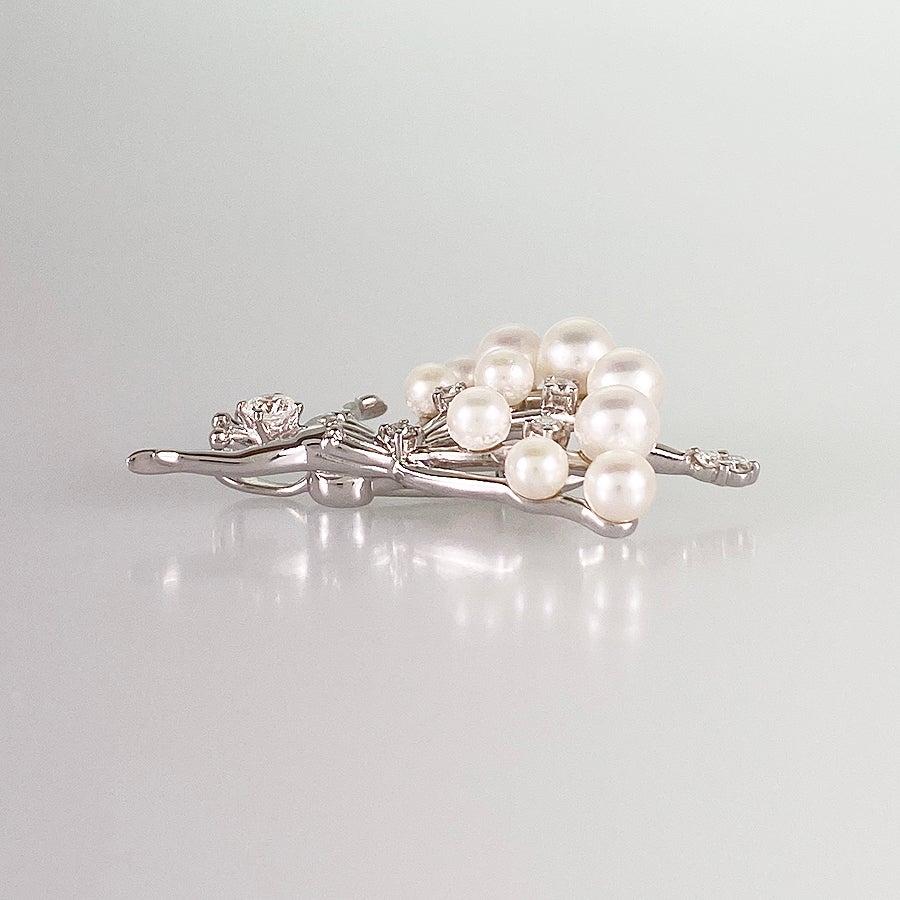 タサキ ブローチ