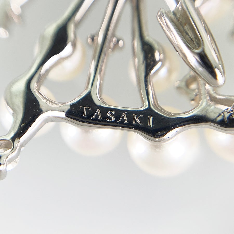 タサキ ブローチ