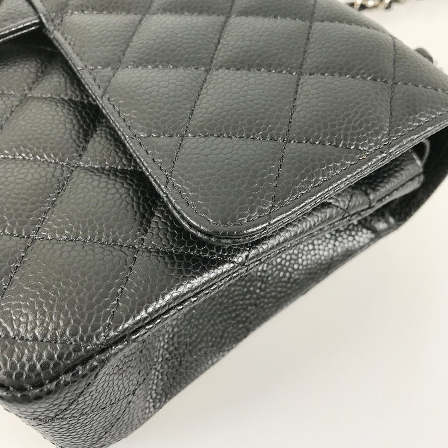 シャネル ショルダーバッグ