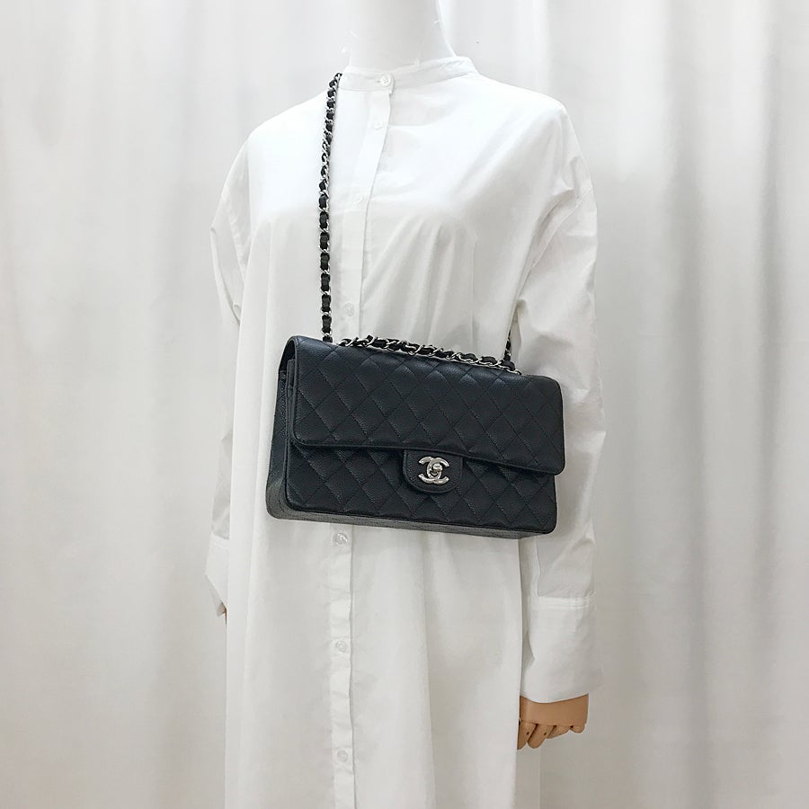 シャネル ショルダーバッグ