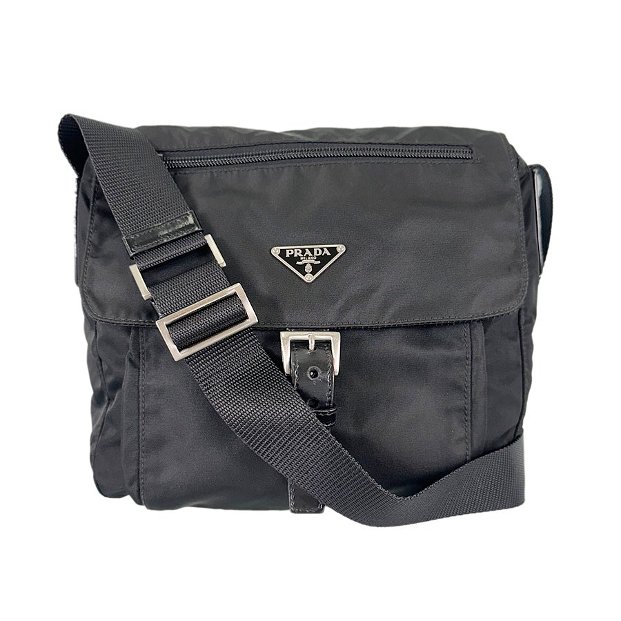 プラダ ショルダーバッグ