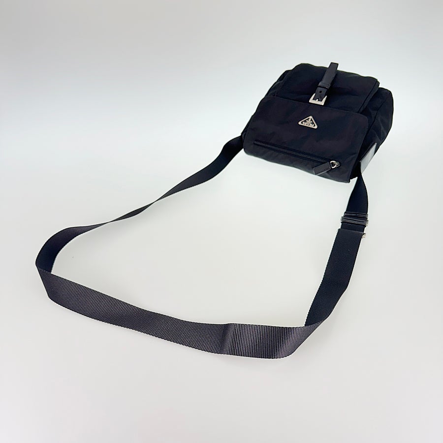 プラダ ショルダーバッグ