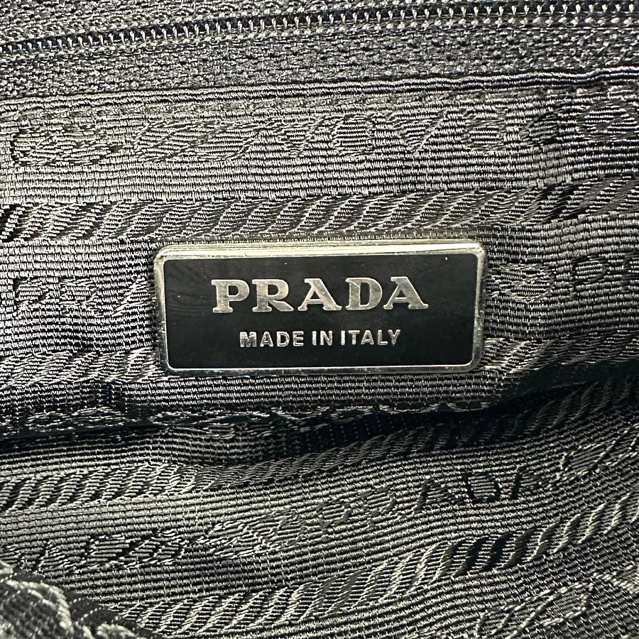 プラダ ショルダーバッグ
