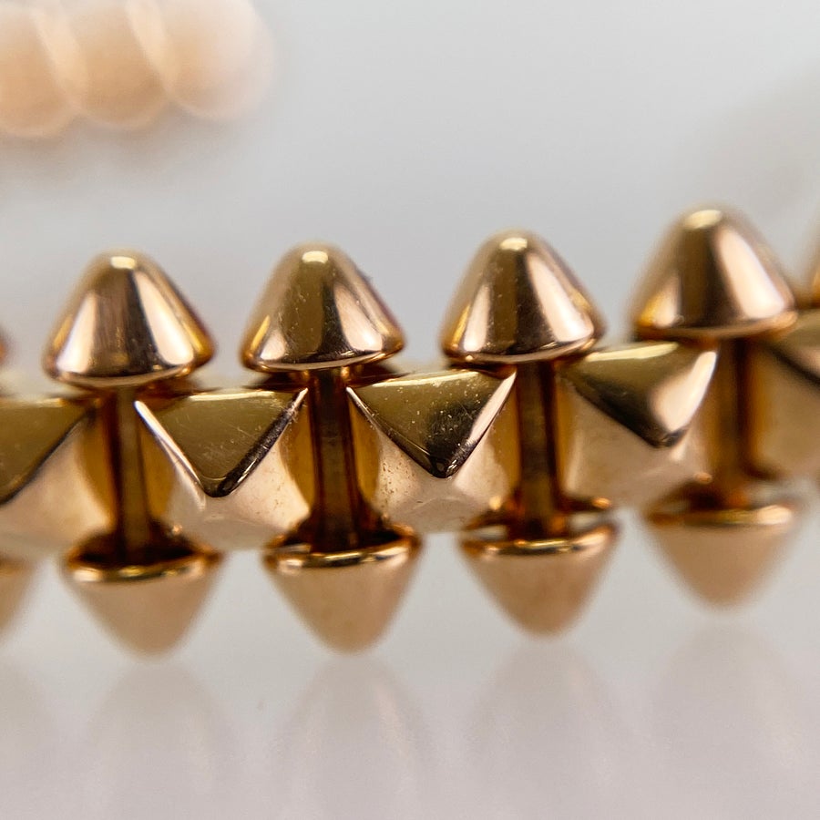 カルティエ ピアス