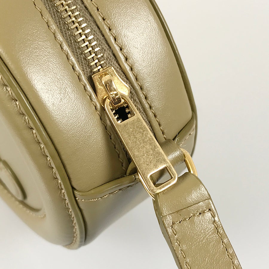 セリーヌ ショルダーバッグ