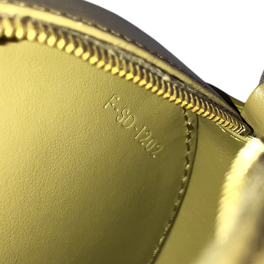 セリーヌ ショルダーバッグ