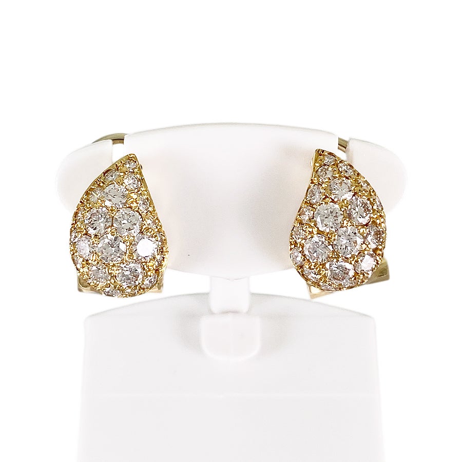 クイーン イヤリング