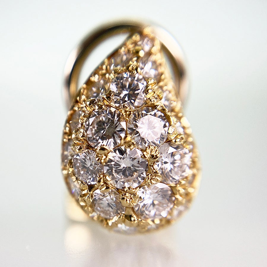 クイーン イヤリング