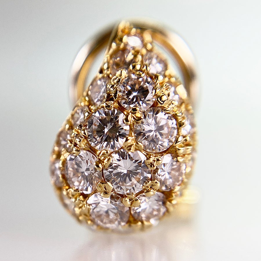 クイーン イヤリング