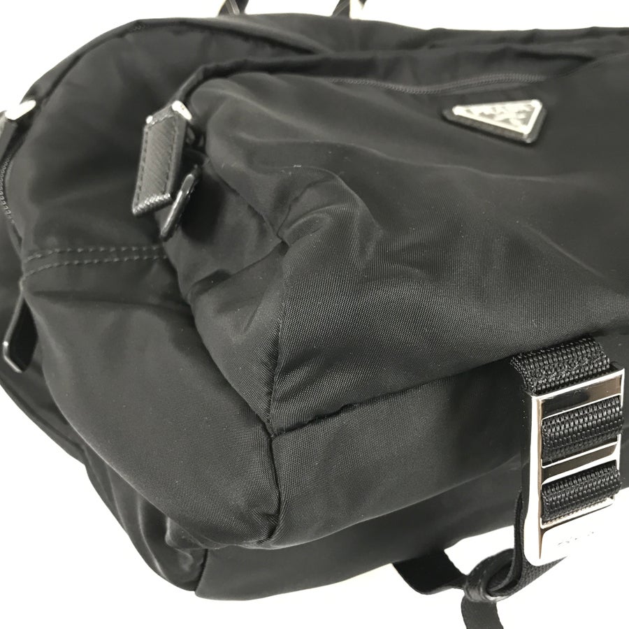 プラダ ショルダーバッグ