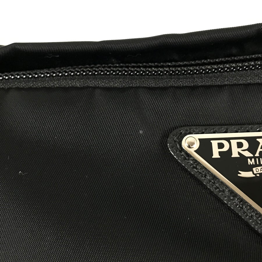 プラダ ショルダーバッグ