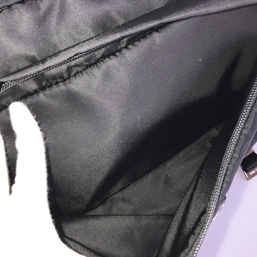 プラダ ショルダーバッグ