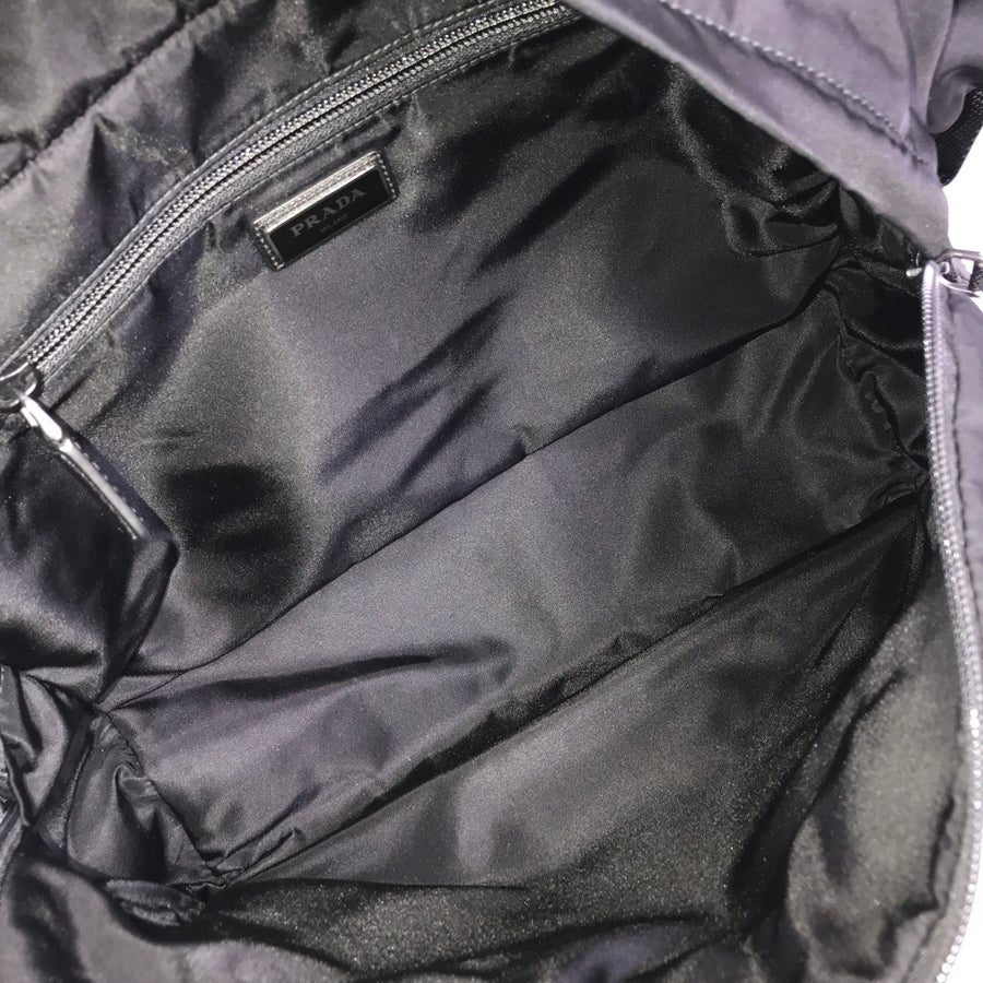 プラダ ショルダーバッグ