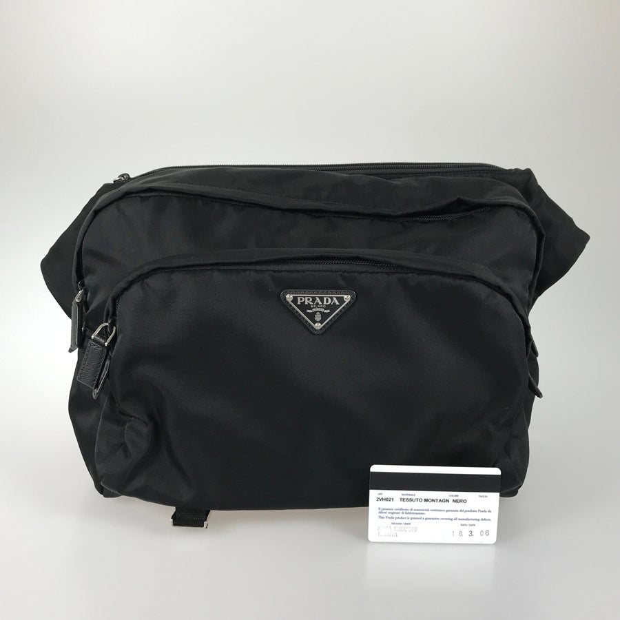 プラダ ショルダーバッグ