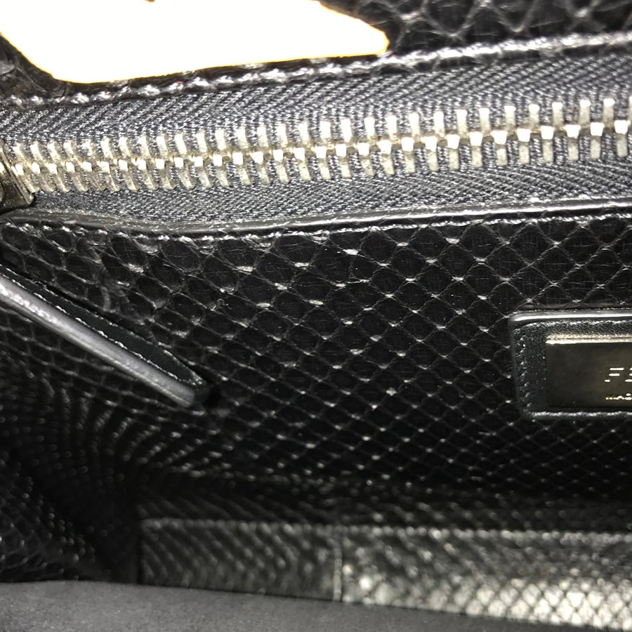 フェンディ ハンドバッグ