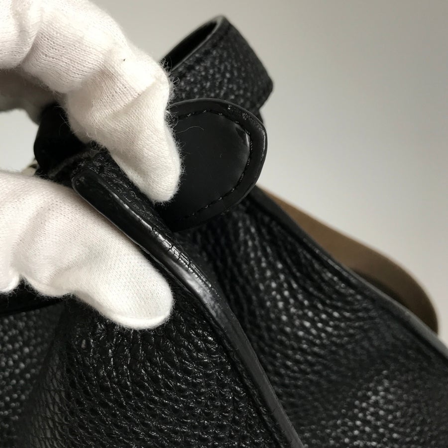 フェンディ ハンドバッグ