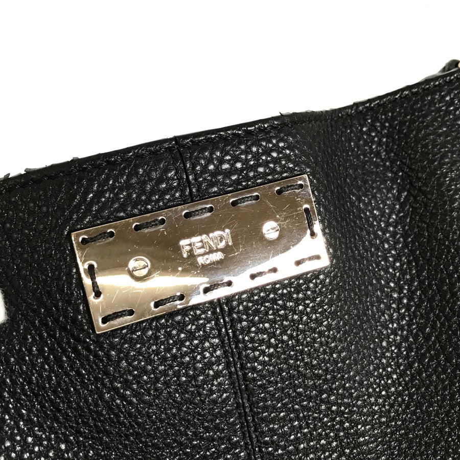 フェンディ ハンドバッグ
