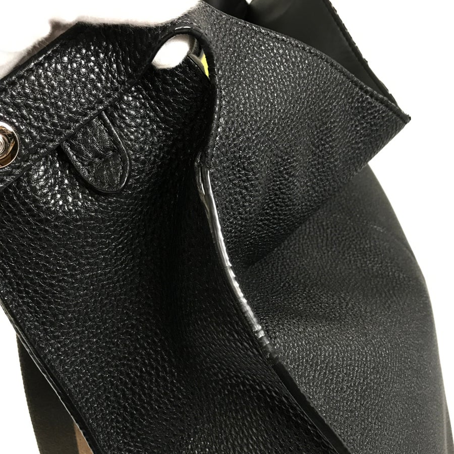 フェンディ ハンドバッグ