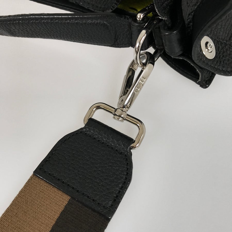 フェンディ ハンドバッグ