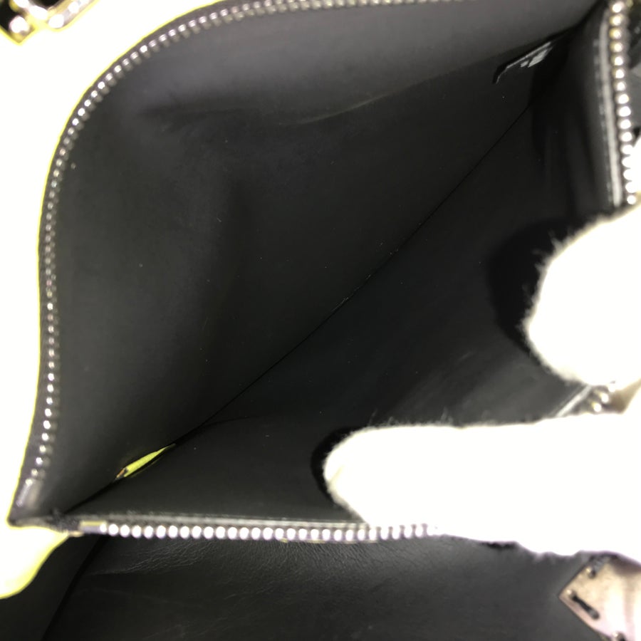 フェンディ ハンドバッグ