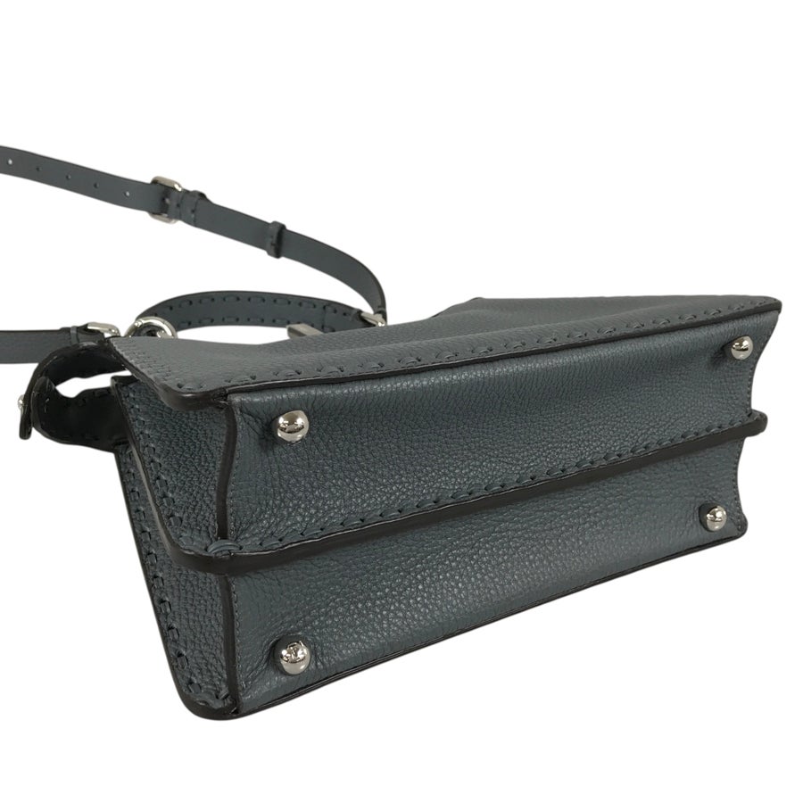 フェンディ ハンドバッグ