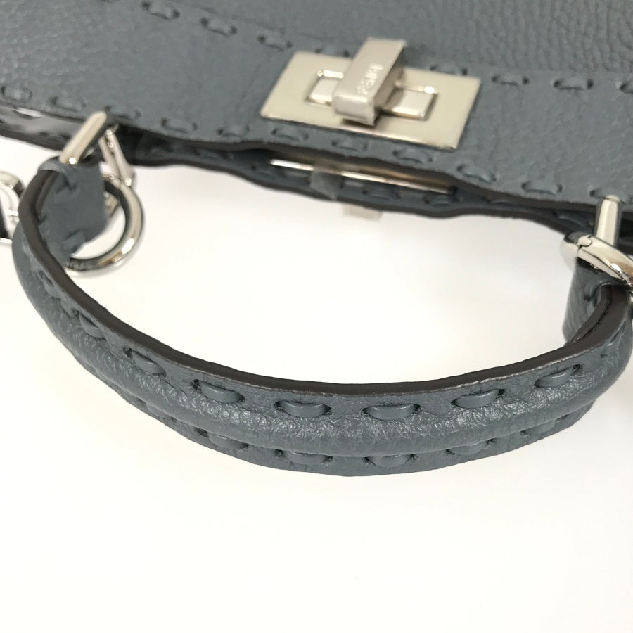 フェンディ ハンドバッグ