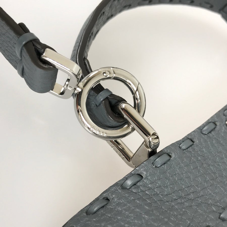 フェンディ ハンドバッグ