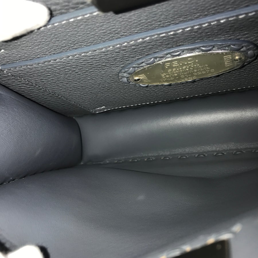 フェンディ ハンドバッグ
