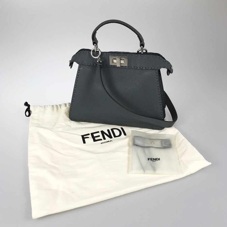 フェンディ ハンドバッグ