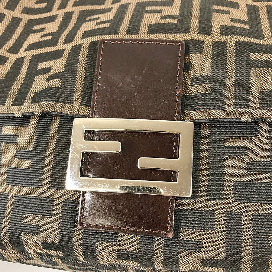 フェンディ ショルダーバッグ