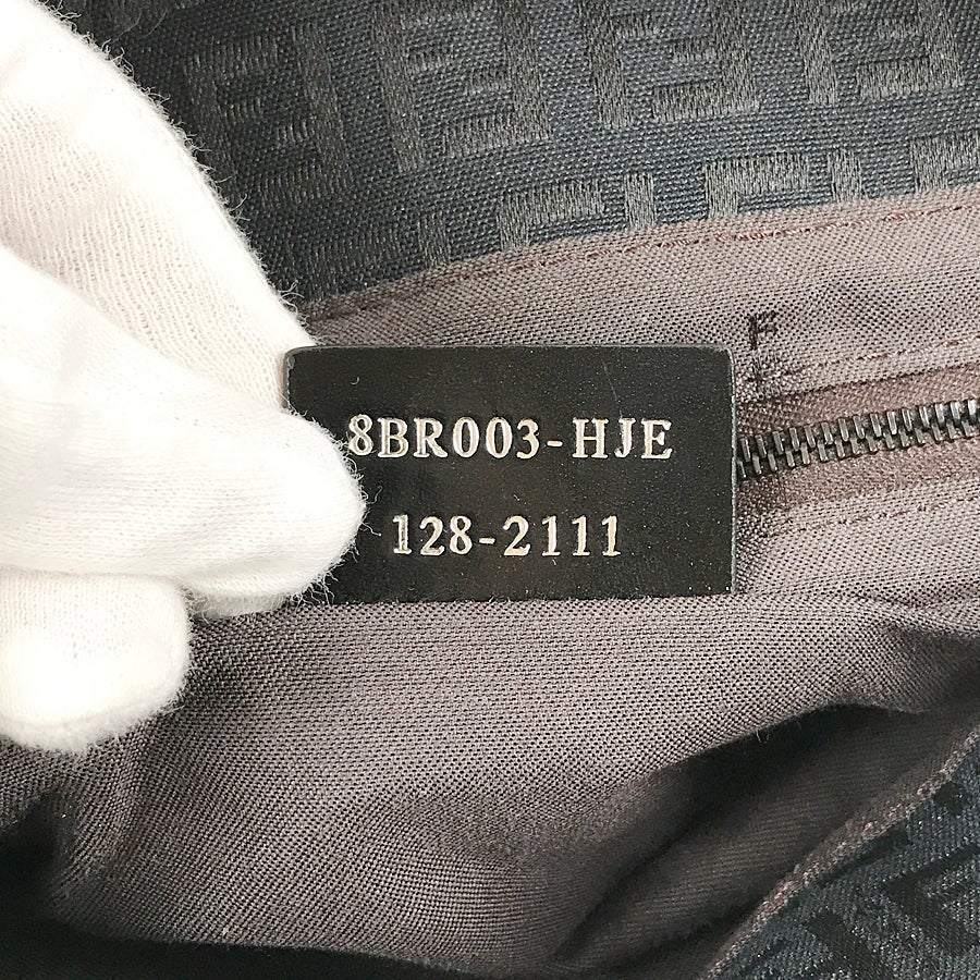 フェンディ ショルダーバッグ