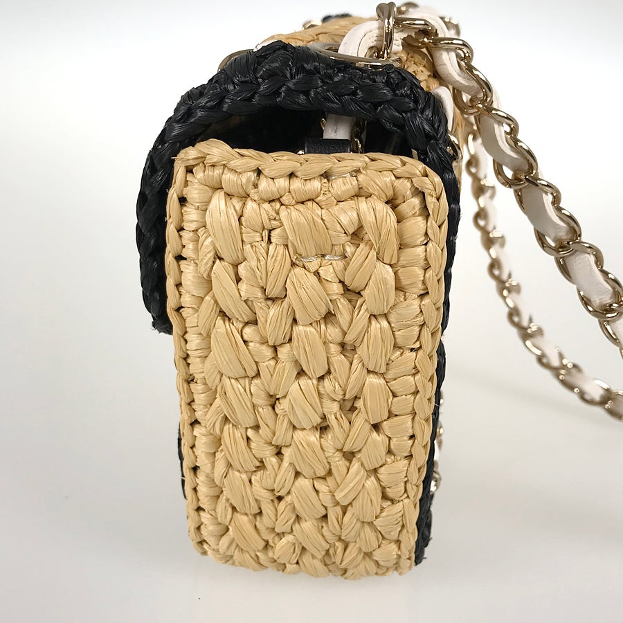 シャネル ショルダーバッグ