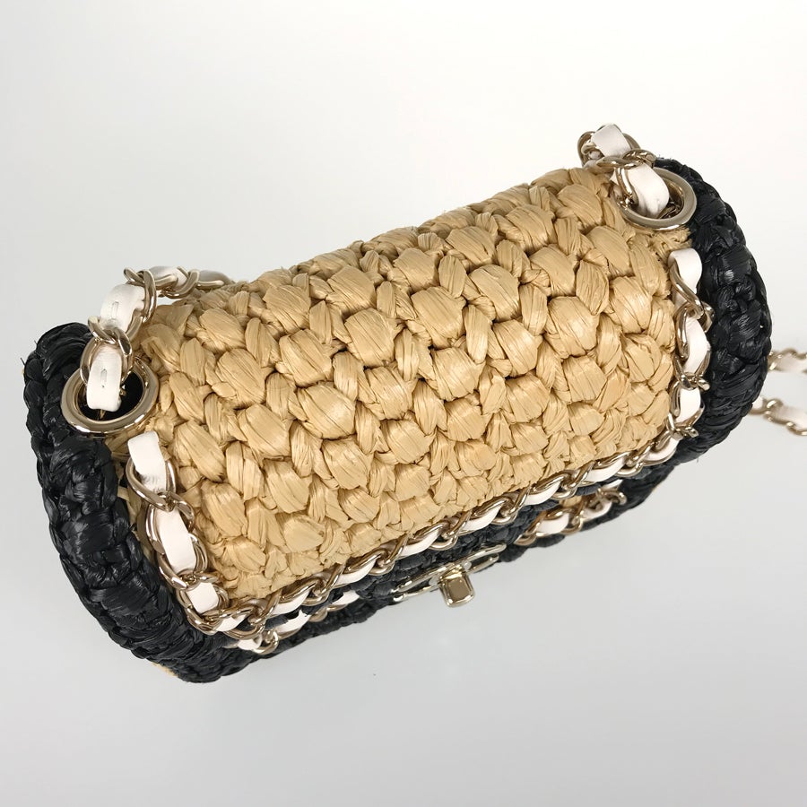 シャネル ショルダーバッグ