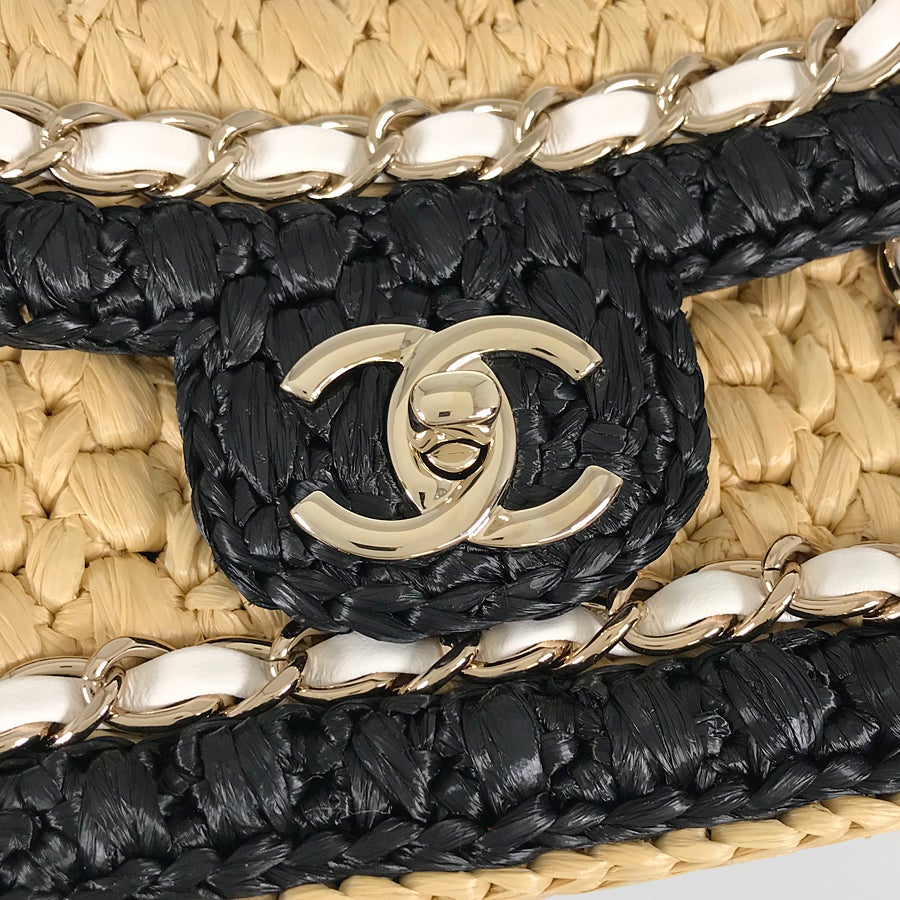 シャネル ショルダーバッグ