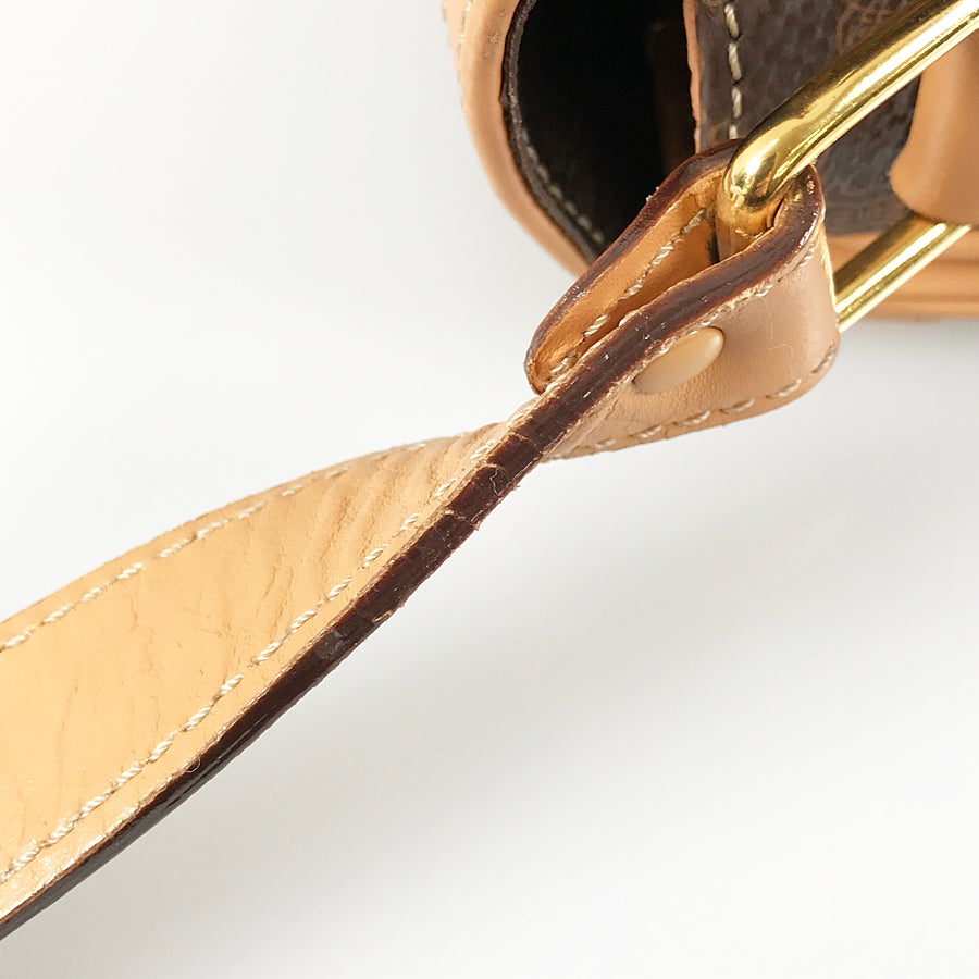 セリーヌ ショルダーバッグ