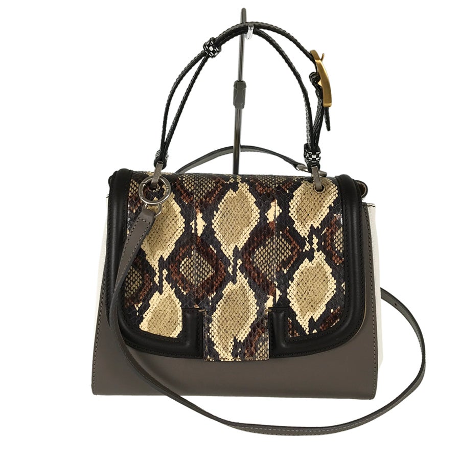 フェンディ ハンドバッグ