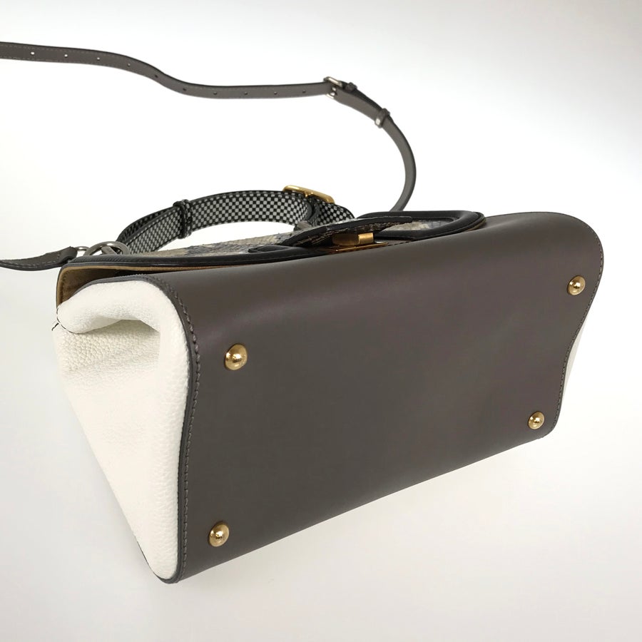 フェンディ ハンドバッグ