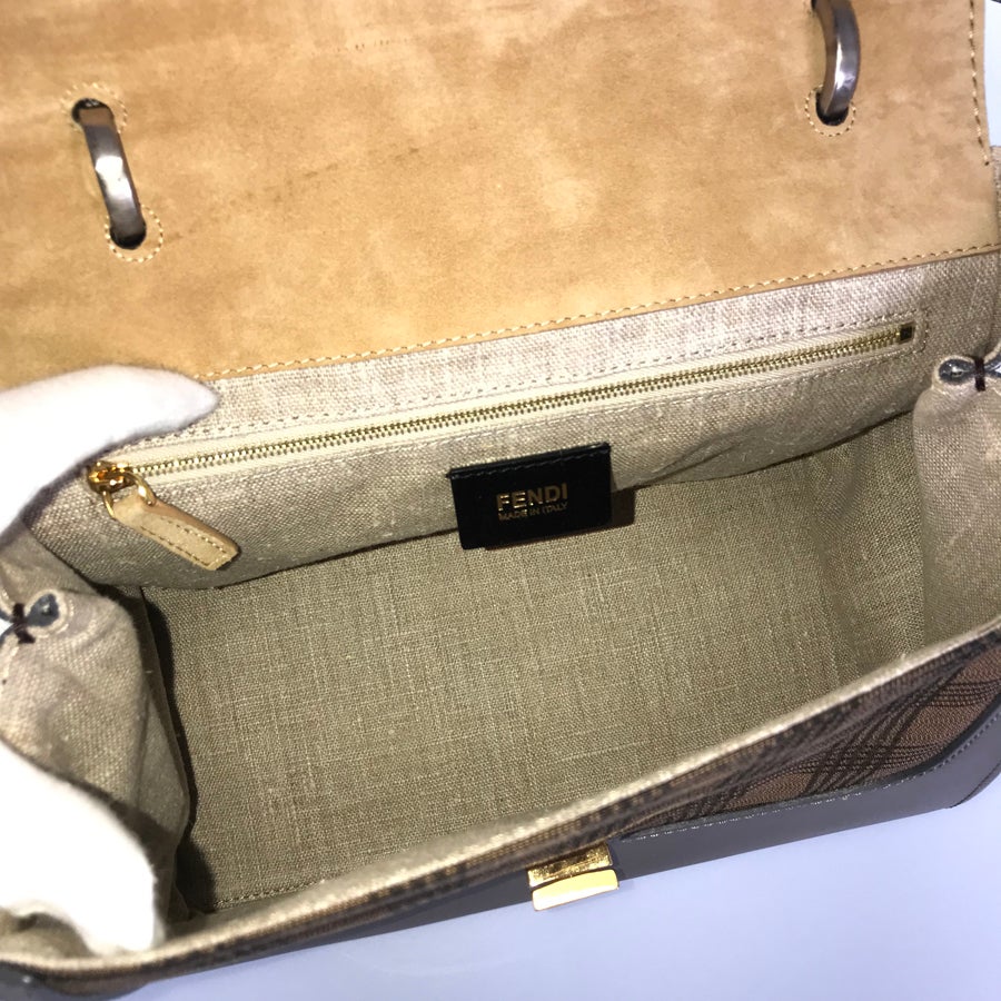 フェンディ ハンドバッグ