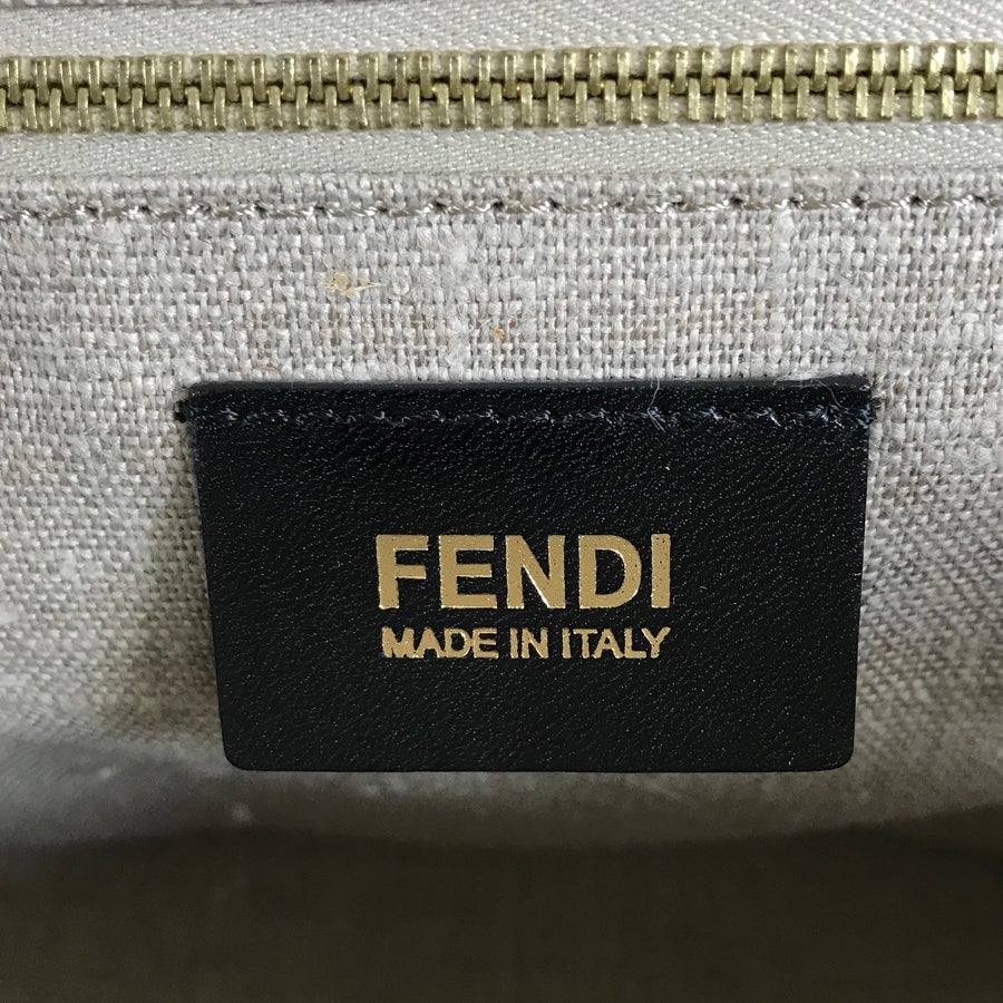 フェンディ ハンドバッグ