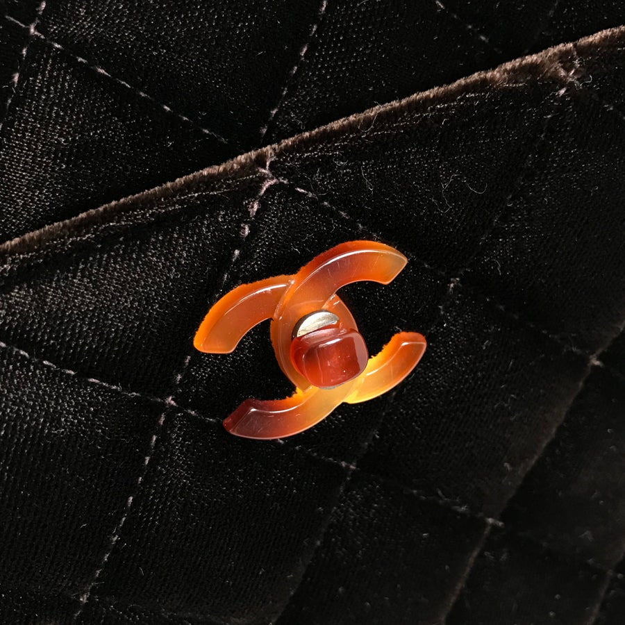 シャネル ショルダーバッグ